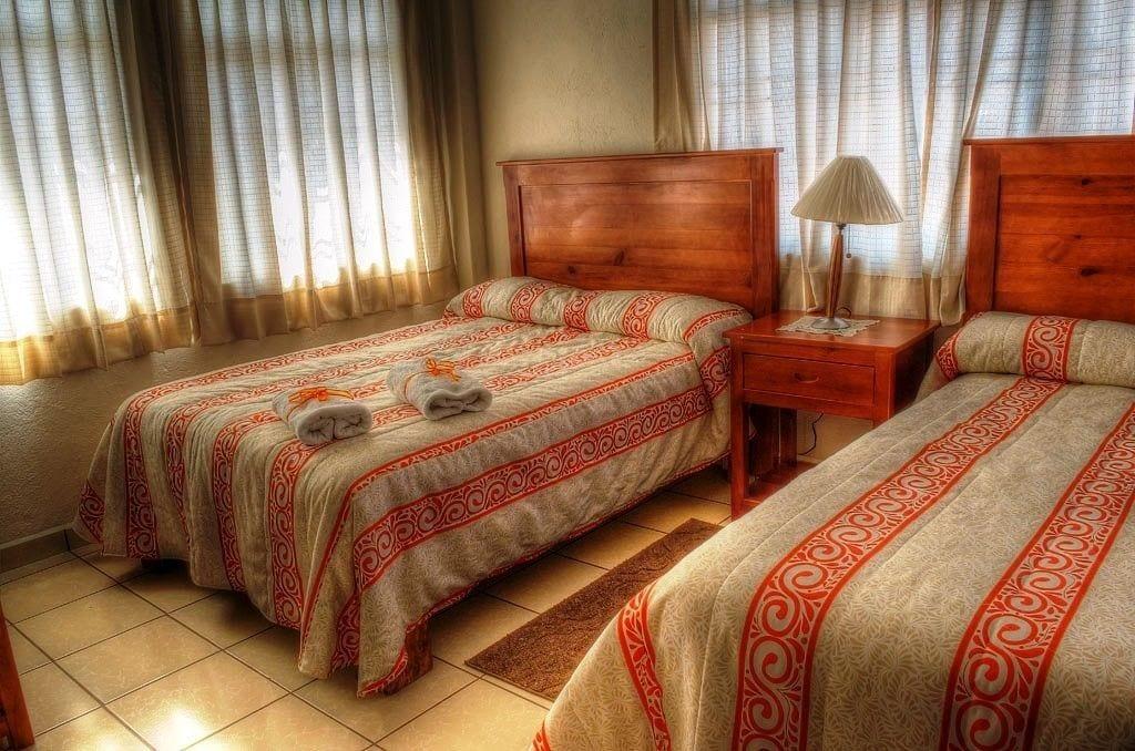 Hotel Y Posada Refugio Independencia موروليا المظهر الخارجي الصورة