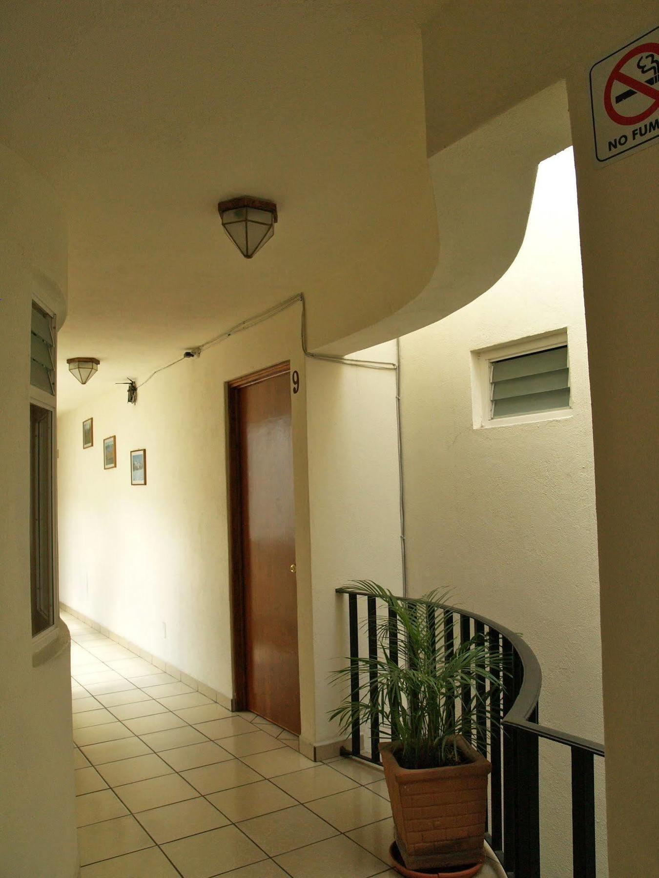 Hotel Y Posada Refugio Independencia موروليا المظهر الخارجي الصورة